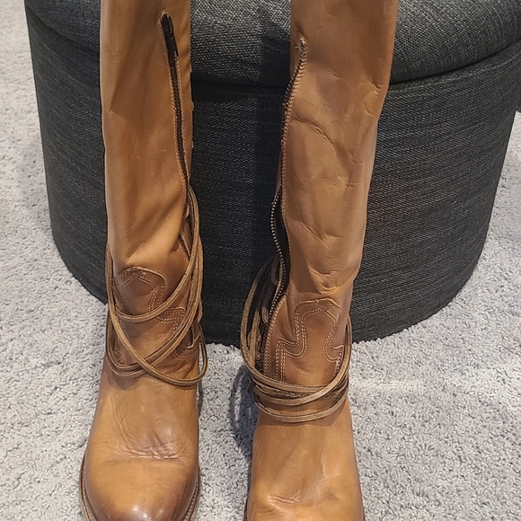 Freebird boots lace up women's size 10 - Picture 3 of 9
